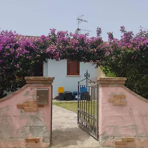 Casa Mika , SantʼAnna Arresi Italia